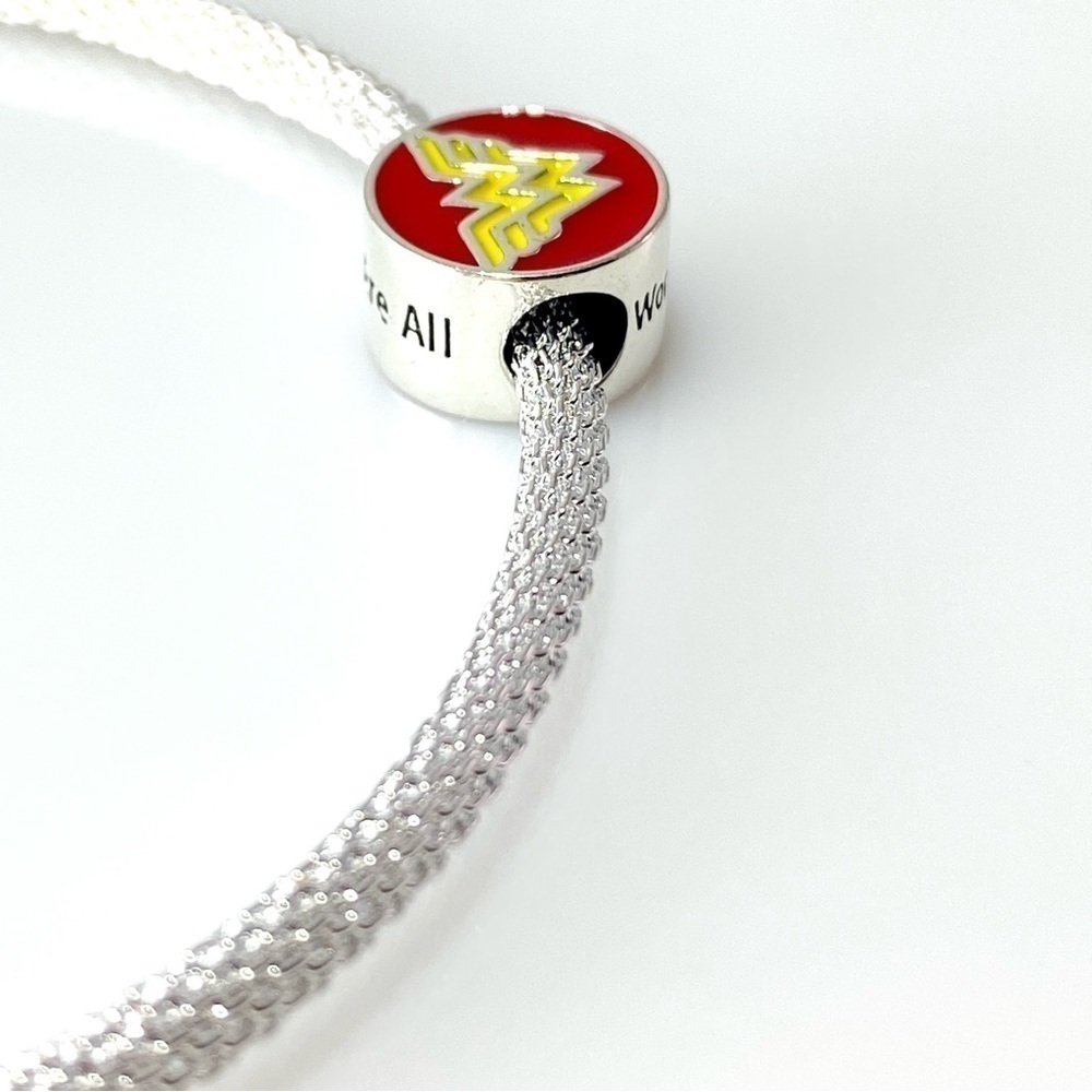 DC Wonder Woman "We Are All Wonder Women" With Enamel Charm - Picture 6 of 10